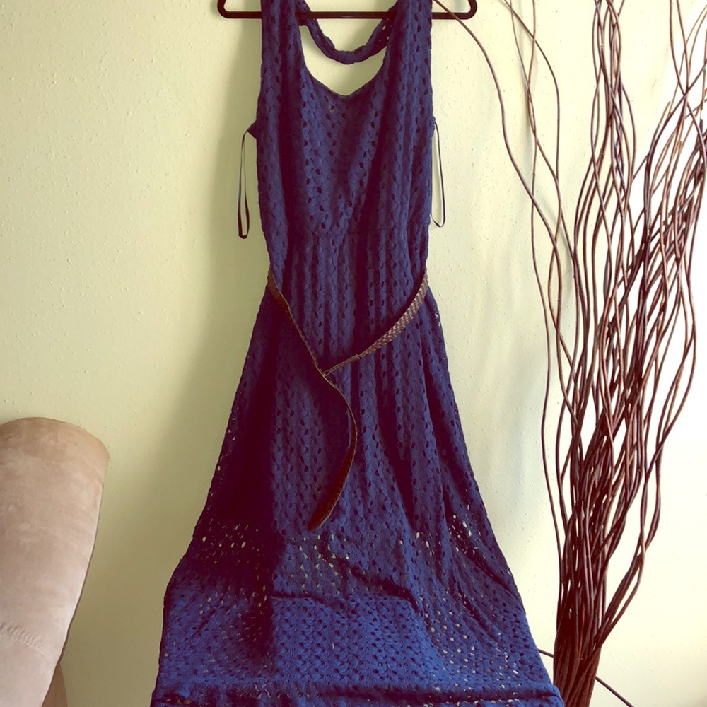 Dress with belt